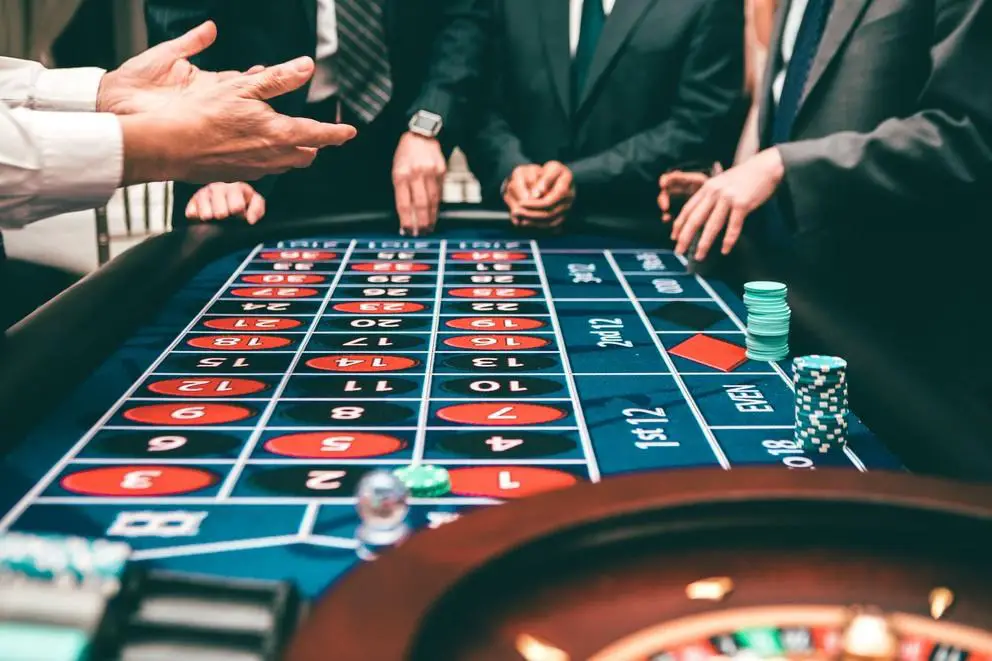 Are tracking devices embedded in casino chips?