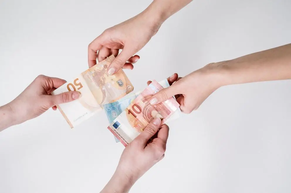 The Cost of Subscribing to OnlyFans Everything You Need to Know(01)